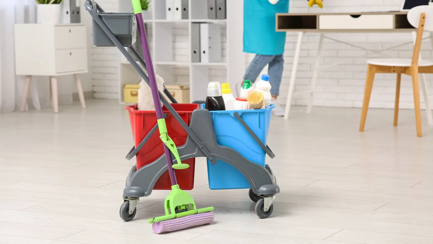 Evening Office Cleaning: 5 Reasons It Works Better for Your Business